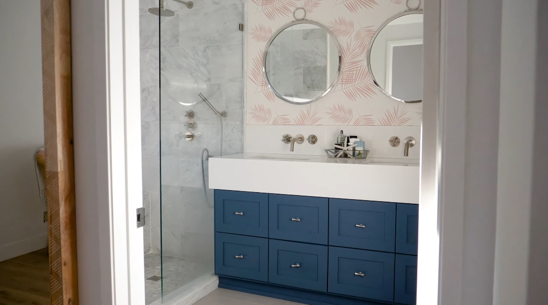 27 Interior Design Photos vs. Tour Luxury Townhouse Near Palisades Village, CA
