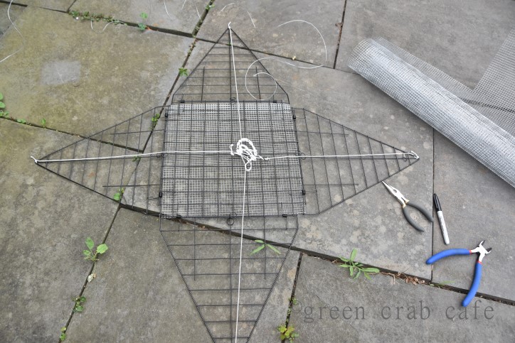 Pyramid crab trap Clearance