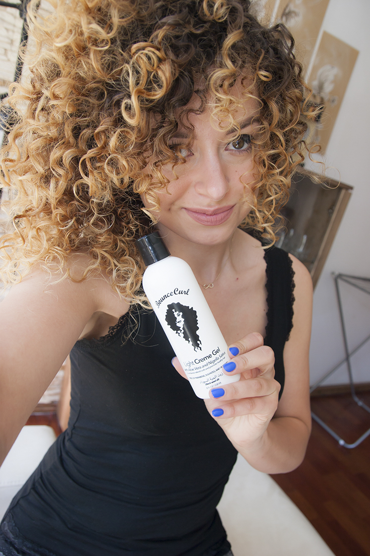 BOUNCE CURL, LIGHT CREME GEL, CZYLI ULUBIENIEC WIELU KRĘCONOWŁOSYCH ZA