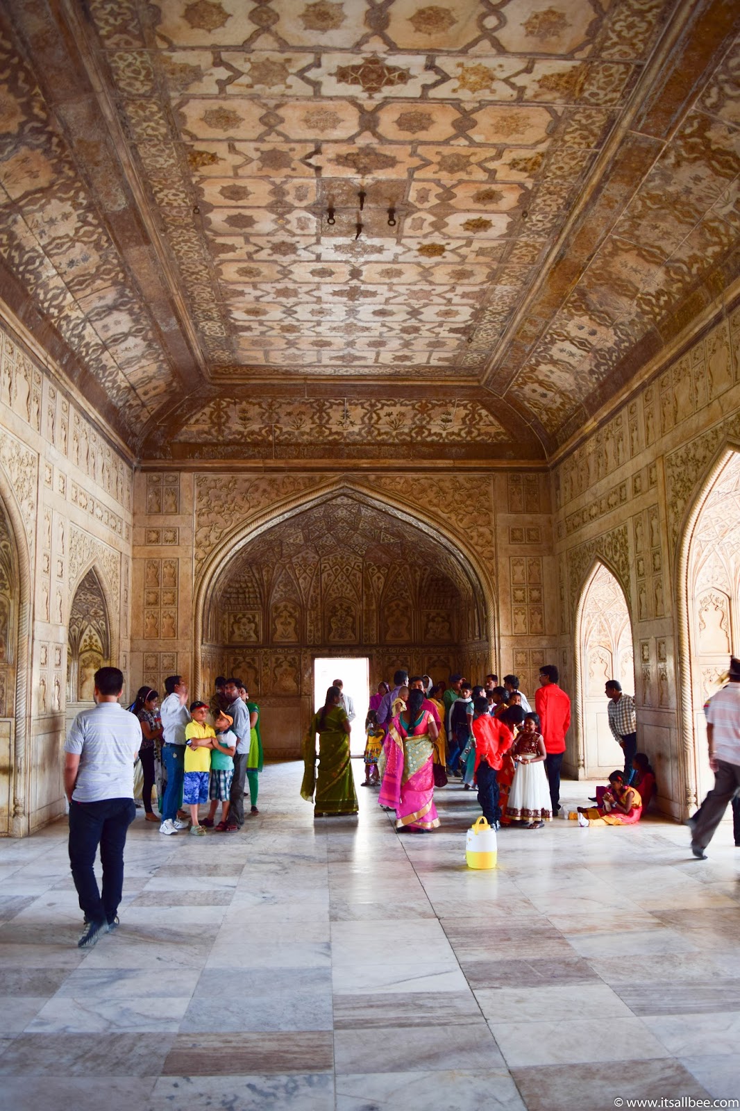 Visiting of The Agra Fort - Photo by Bianca Malata - www.itsallbee.com Visiting of The Agra Fort - Photo by Bianca Malata - www.itsallbee.com