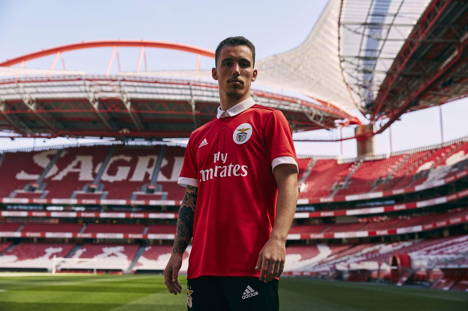 Benfica 17-18 Home Kit Revealed - Footy Headlines