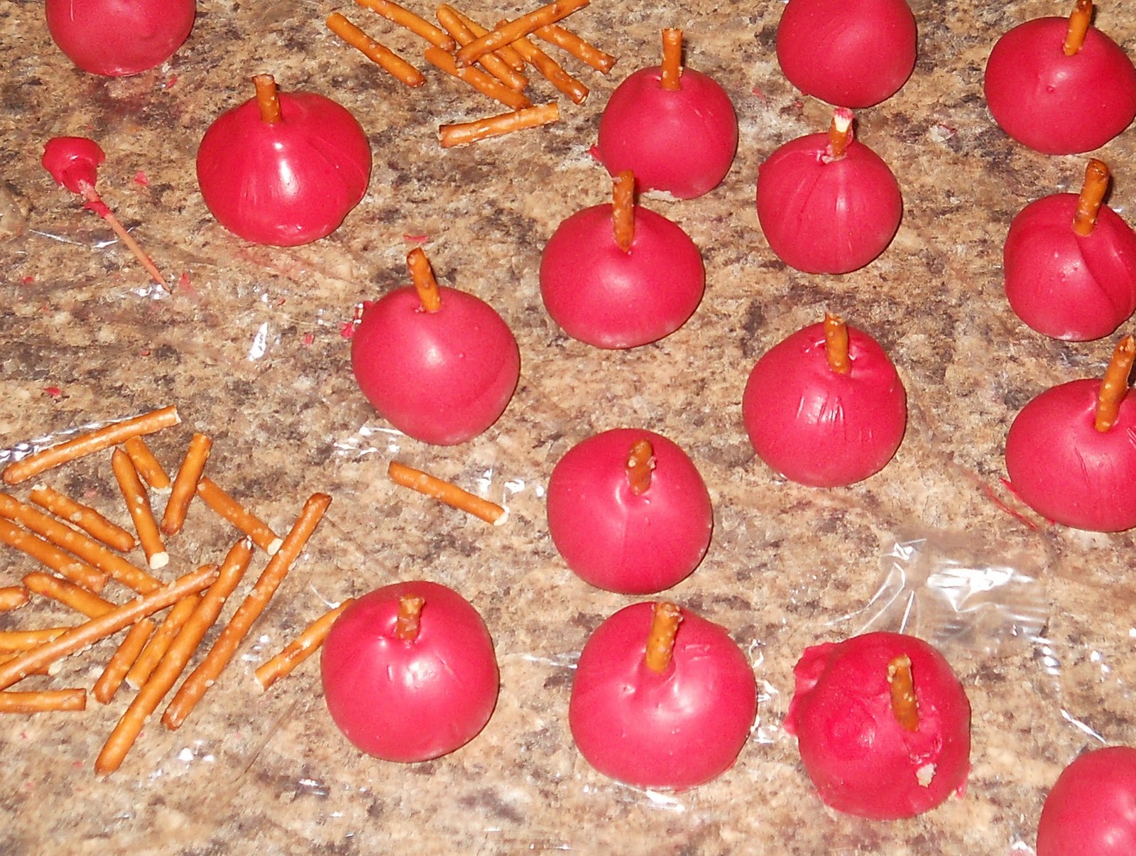 A Country Mix Candy Apple Cake Pops