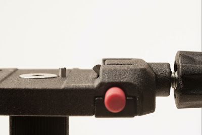 Manfrotto Q6 clamp metal tongue detail