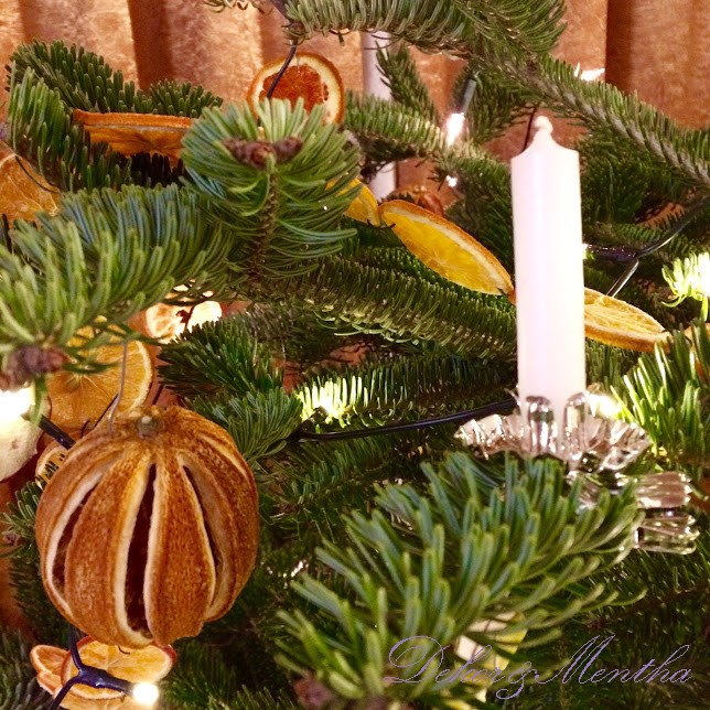 Képtalálat a következőre: „karácsonyfa”