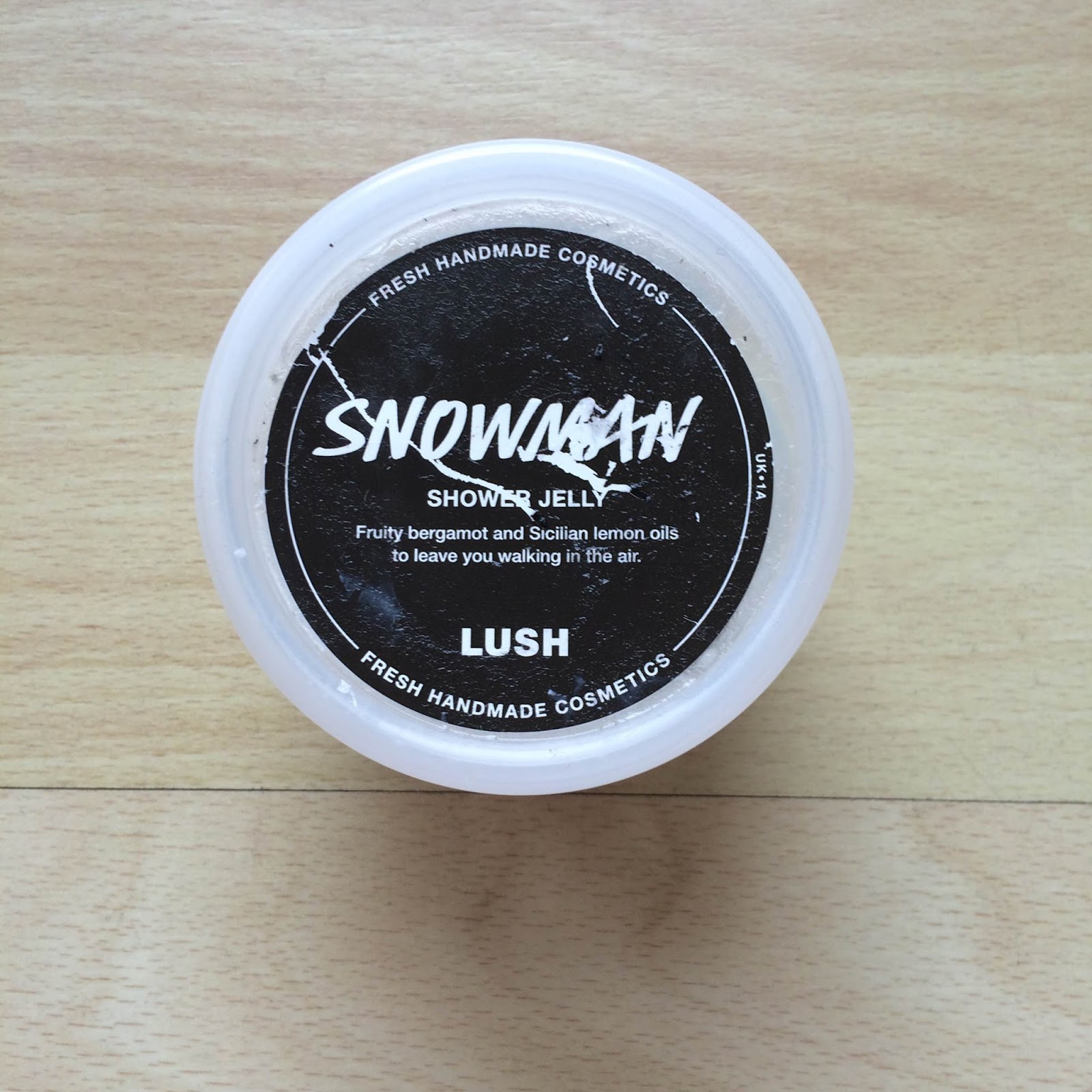 Review Lush Snowman Shower Jelly Lou Loves