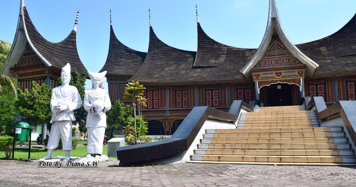 Rumah Gadang Rumah Adat Orang Minang ~ Pesona Minang Kabau