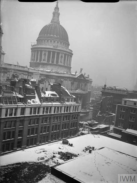 London bomb Damage, January 1942 worldwartwo.filminspector.com