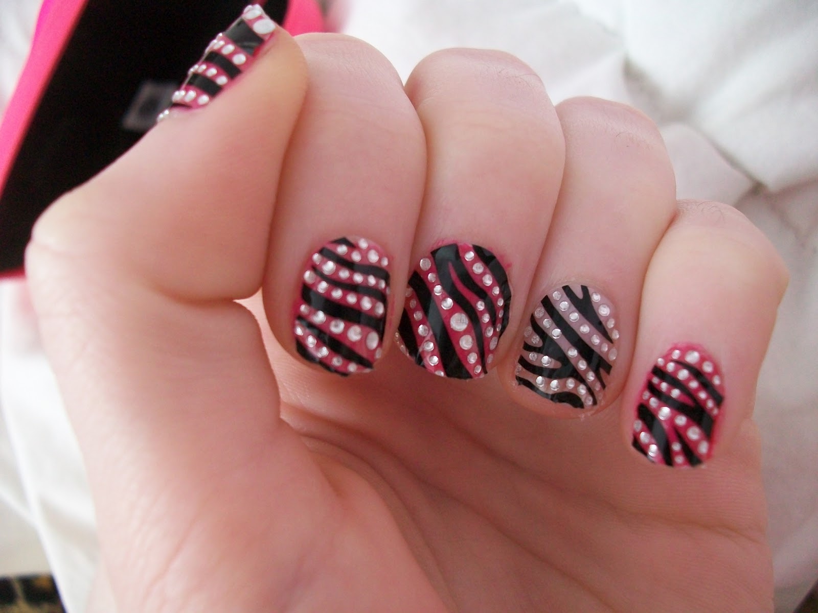 Love.Glam.Nails: Claire's Zebra Bling Nail Stickers