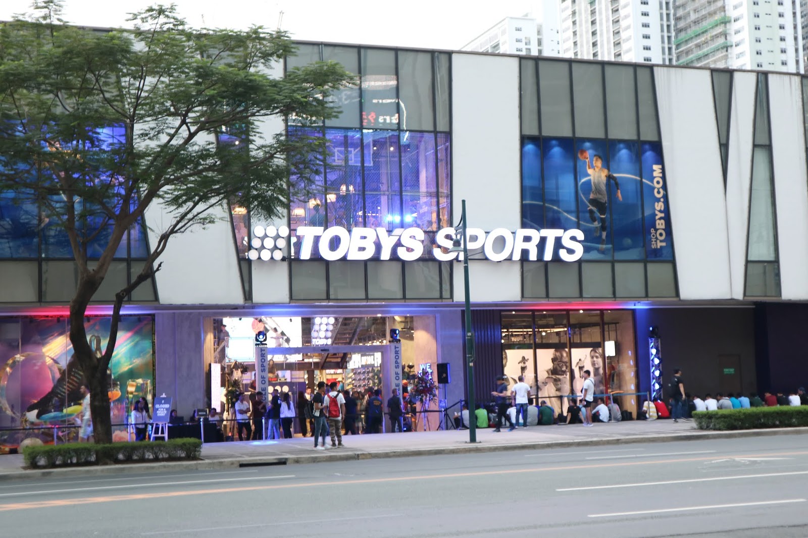 Toby's Sports Opens Flagship Store in BGC – Toby's Sports