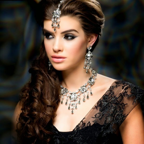 Long frocks Pakistani Dresses Mehndi Designs