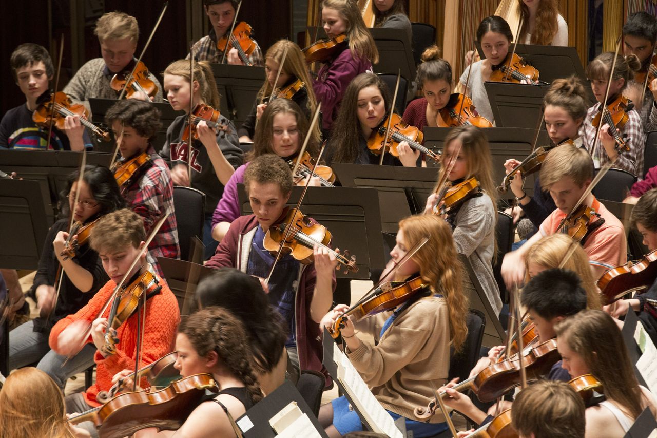 Planet Hugill: 400 teenagers will travel - National Youth Orchestra in Planet Hugill: 400 teenagers will travel - National Youth Orchestra in