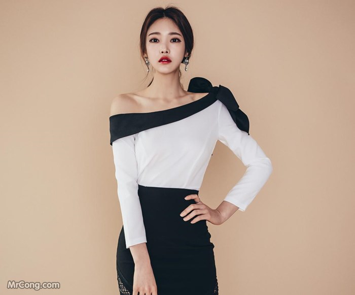 Beautiful Park Jung Yoon in a fashion photo shoot in March 2017 (775 photos) photo 3-1