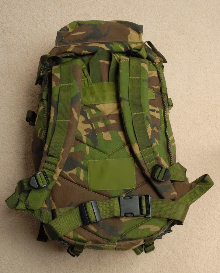 Webbingbabel: British Army Medical PLCE Daysack Rucksack DPM