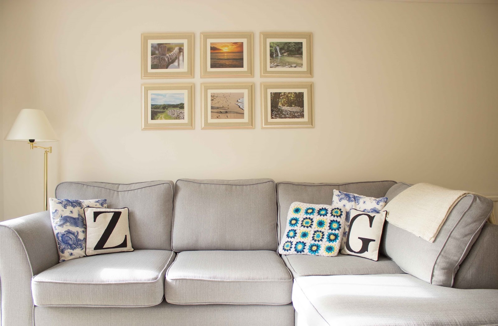 floral and feather: Living room update - easy gallery wall