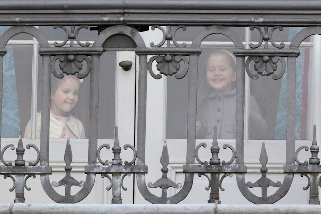 Les-princesses-Athena-et-Josephine-de-Danemark-a-Copenhague-le-16-avril-2016.jpg