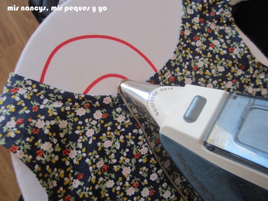 mis nancys, mis peques y yo, tutorial blusa sin mangas niña (patrón gratis), planchar bies cuello