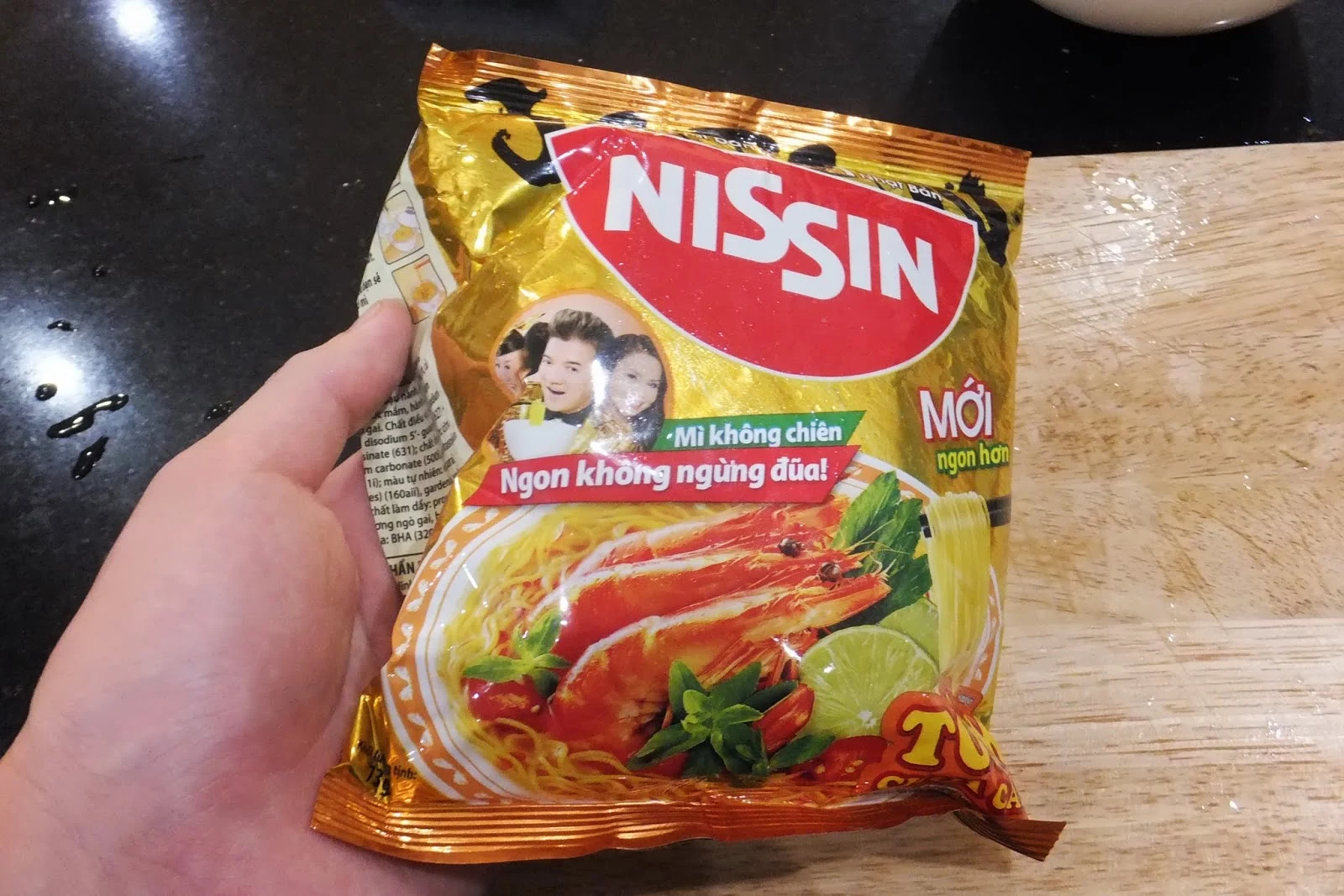nissin-noodle-vietnam ベトナム日清の即席めん