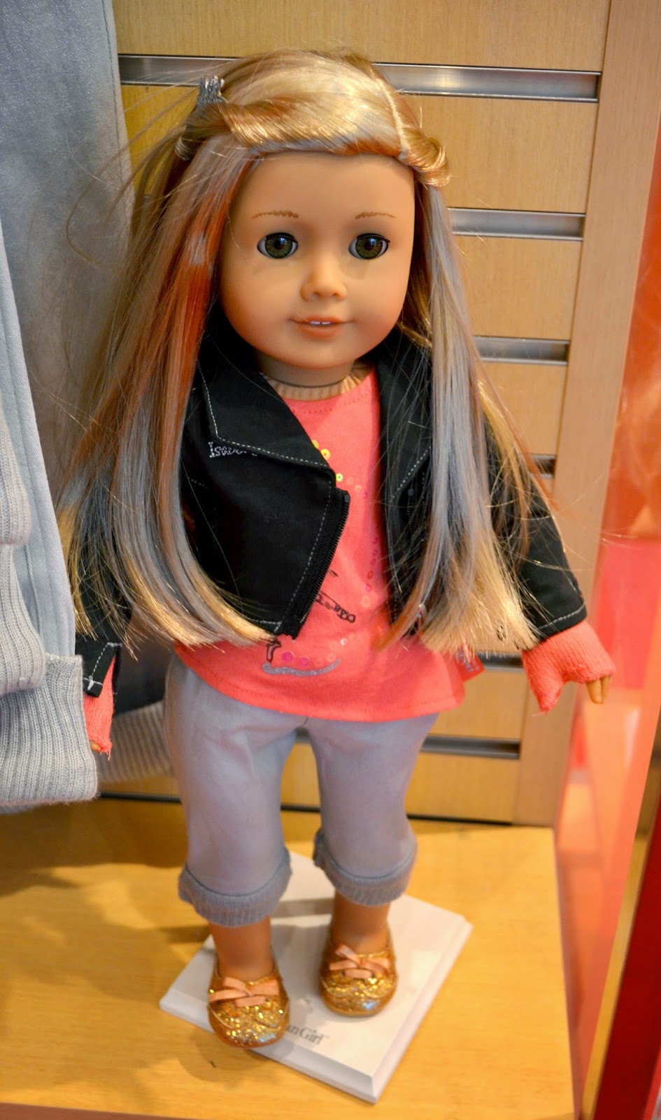 2014 american girl doll