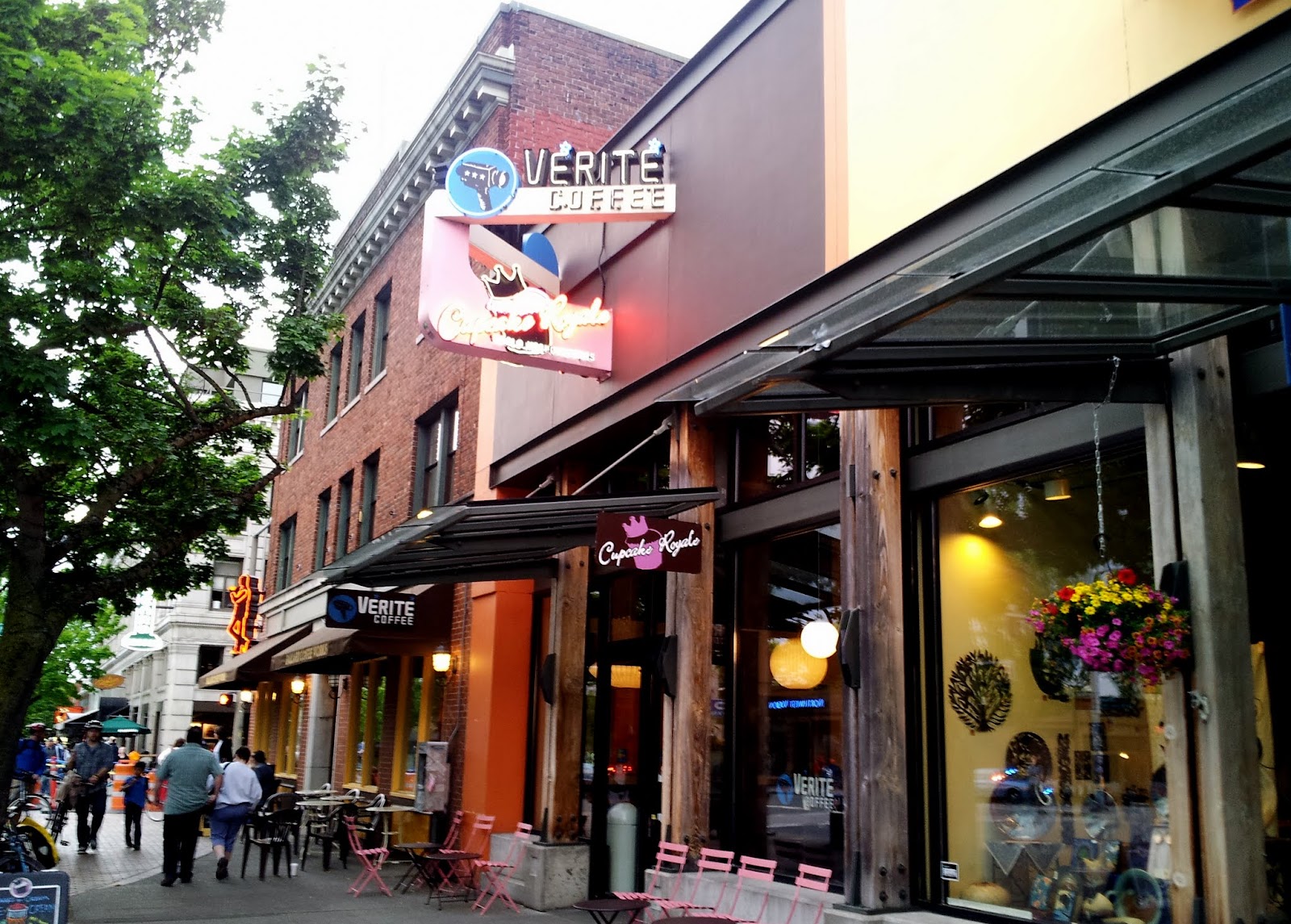 SeattleFlyerGuy's AllPurpose Travel Blog Top 15 Seattle Coffee Shops
