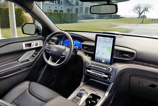 Burlappcar: 2020 Ford Explorer : Without the vertical screen