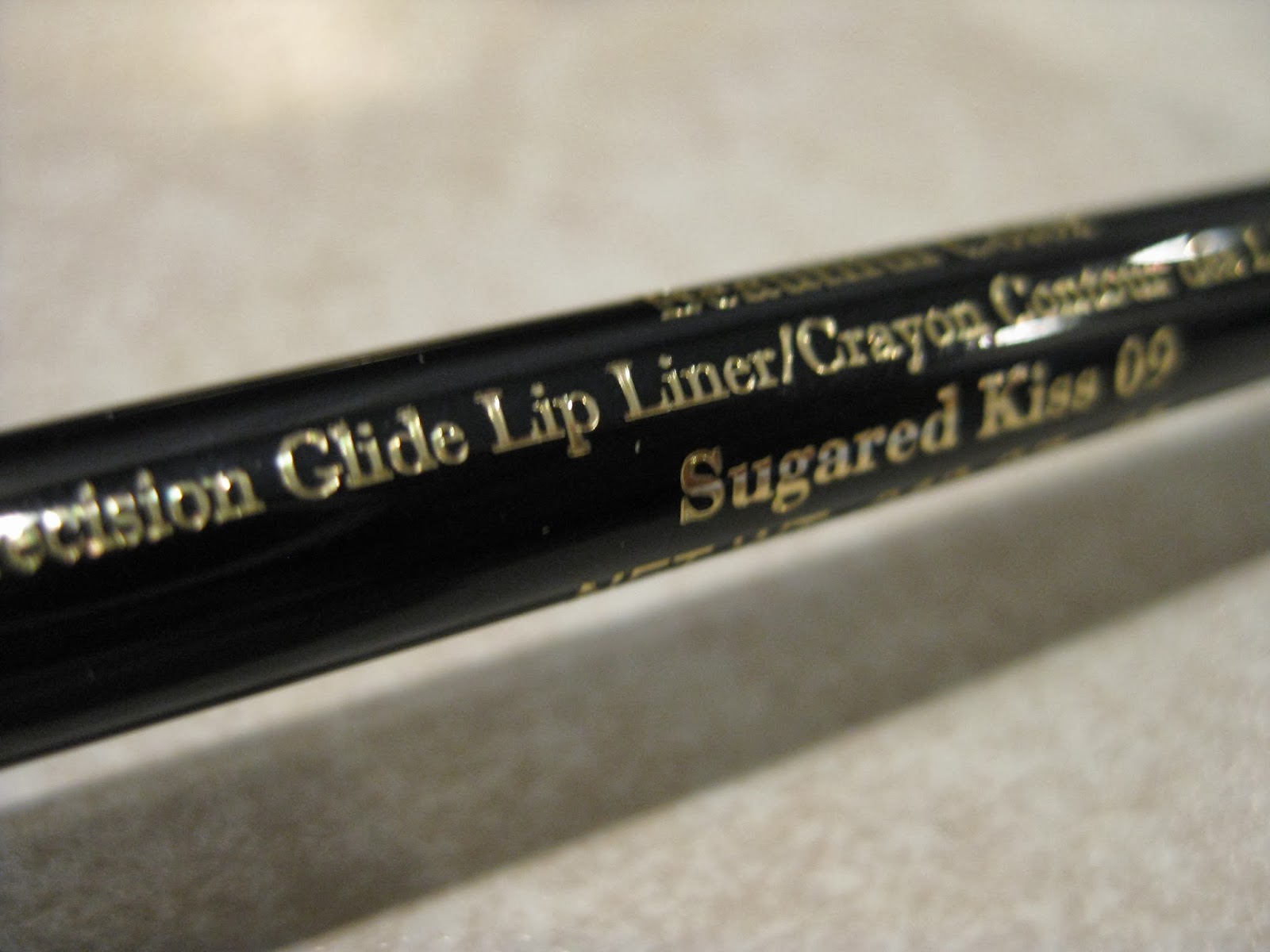 Elizabeth Arden Beautiful Color Precision Glide Lip Liner "Sugared Kiss 09"