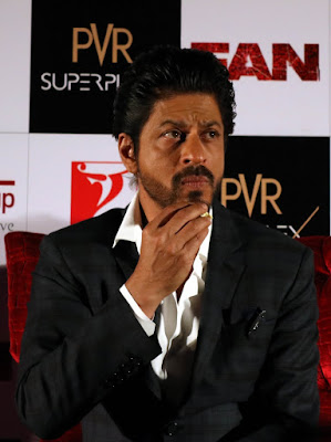 Shah Rukh Khan calls Tim Cook 'rockstar'