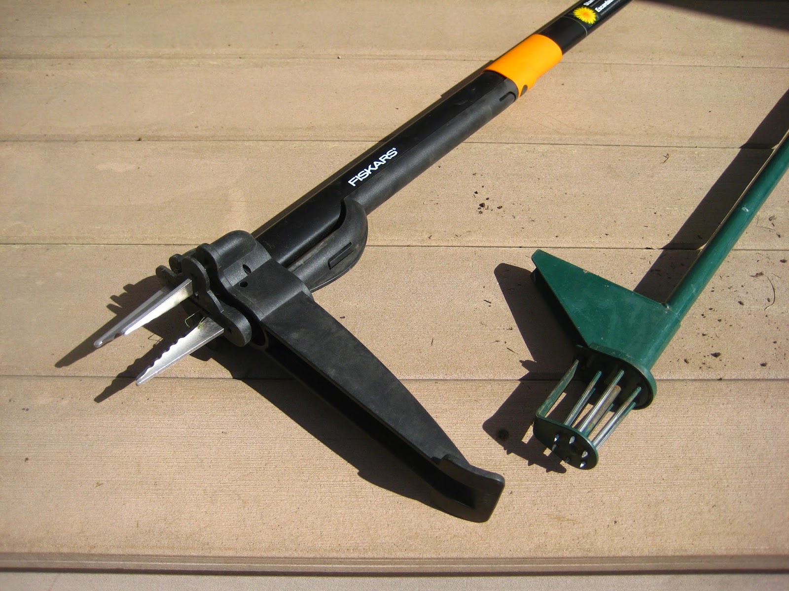 Product review: Weed-pulling tools - Susan's in the Garden