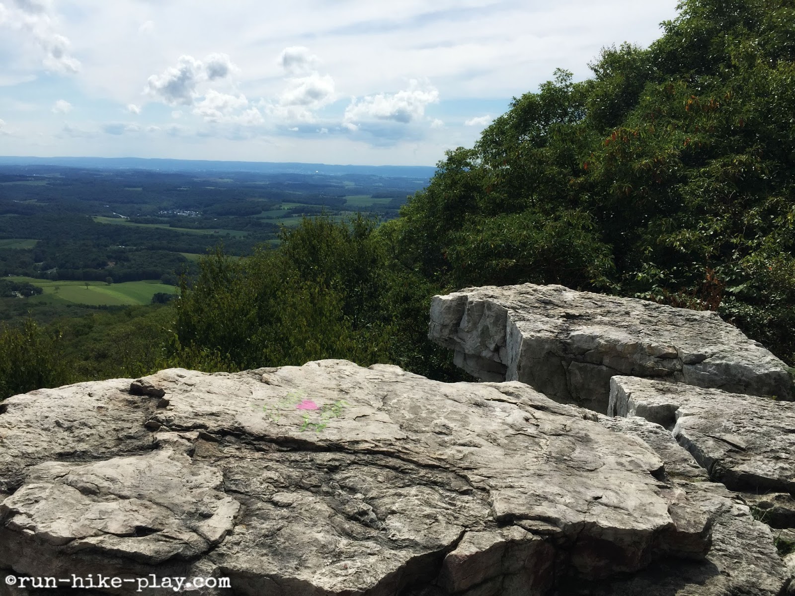 RunHikePlay Pulpit Rock Hike with the Fam Trip Report