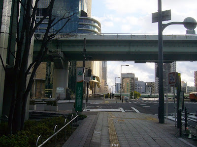 JR大阪駅北側にある『ヨドバシカメラマルチメディア梅田』から淀屋橋（大阪市役所）までウォーキング