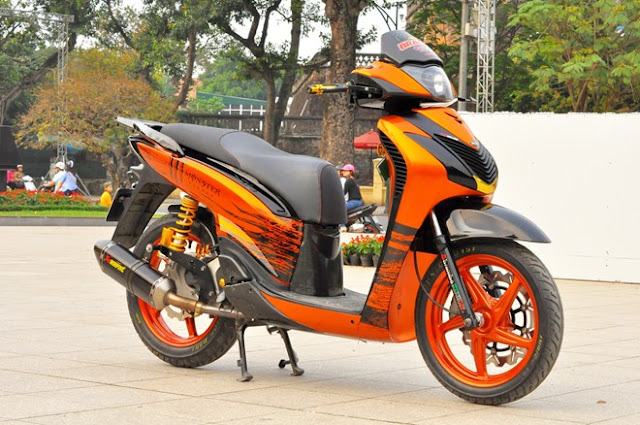 Sơn xe Honda SH màu cam Z1000