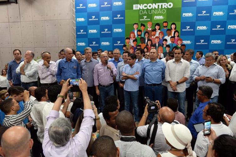 DEM e PSDB anunciam Zé Ronaldo ao governo e Jutahy ao Senado