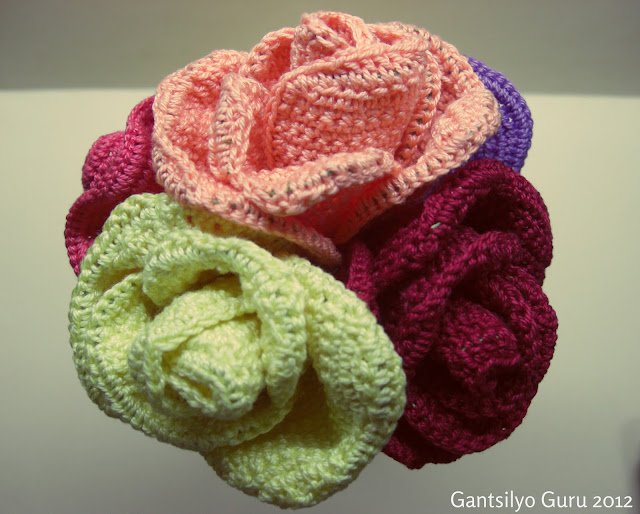Gantsilyo Guru: Crocheted Flower Bouquet