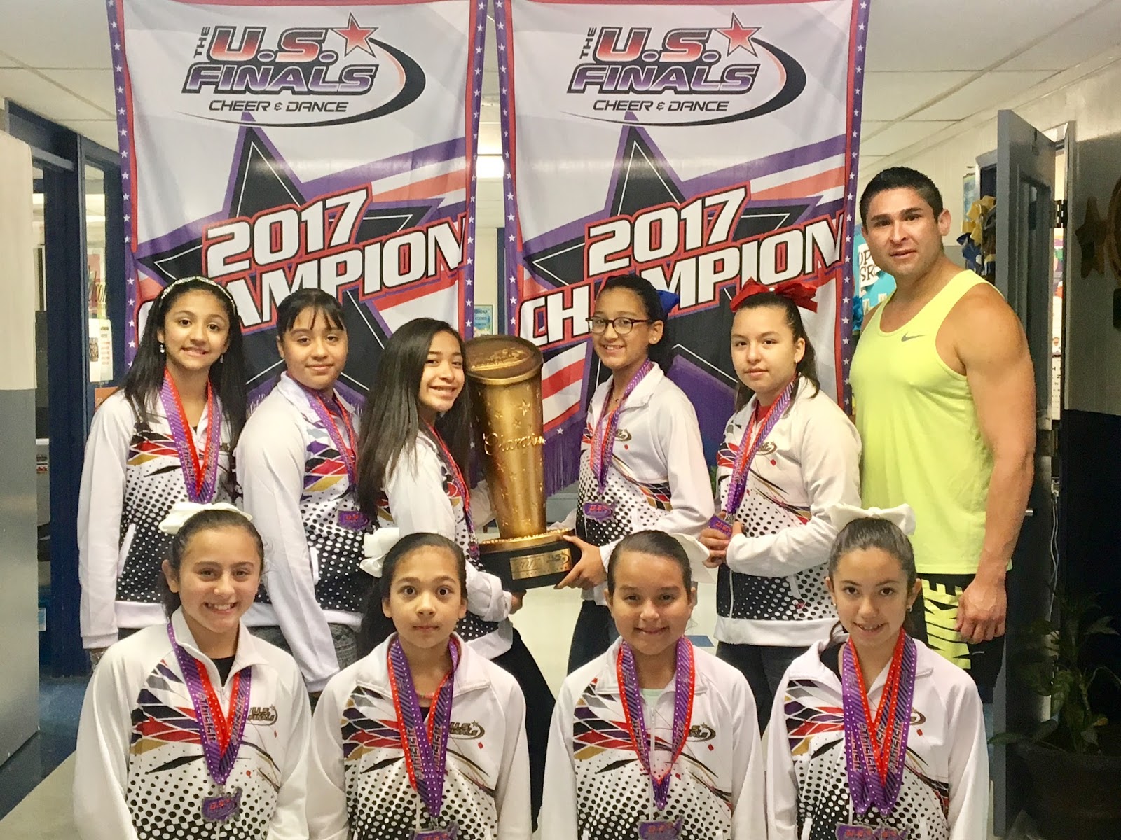 Eagle Pass ISD iVision Graves Tigerettes are US Finals Champs
