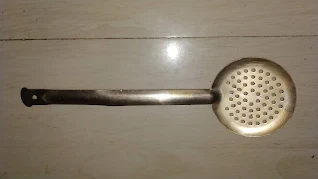 Kitchen utensil skimmer(jhara)