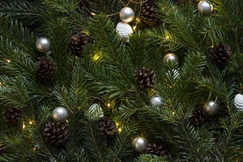 Kant en klare kunstkerstboom. Kerstbomen met versiering kopen