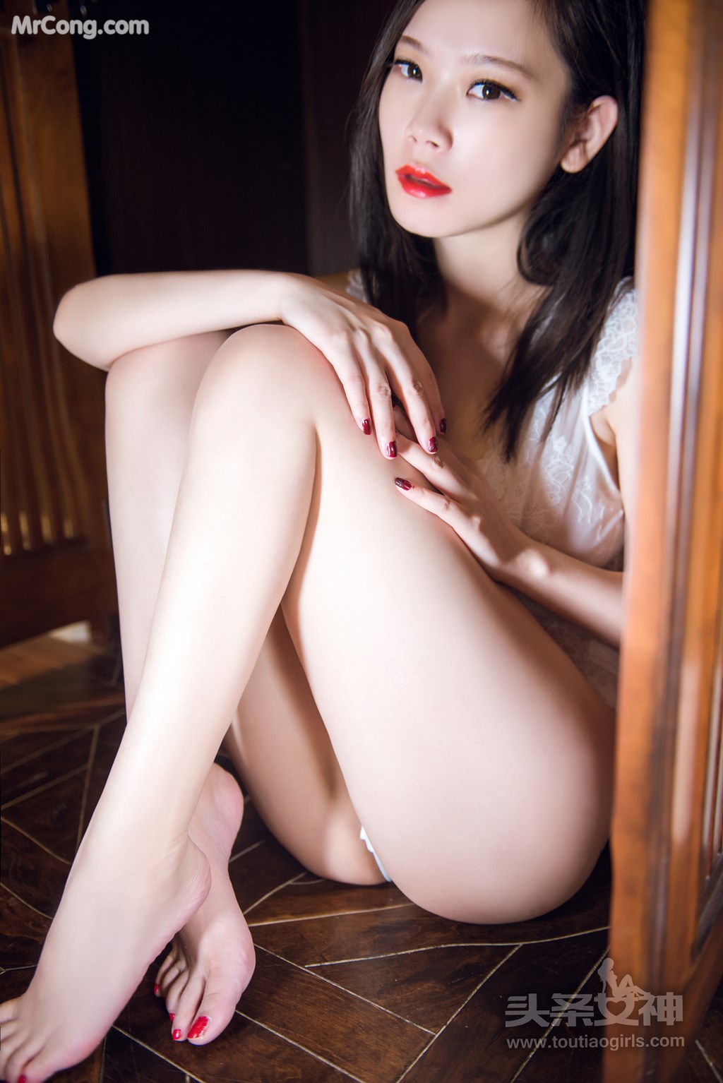 TouTiao 2017-07-24: Model Xiao Mei (小 美) (26 photos)