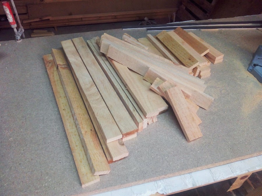 Arbol de madera listones