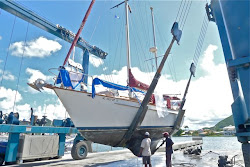 travel lift boat hard journey sling goes into painting
