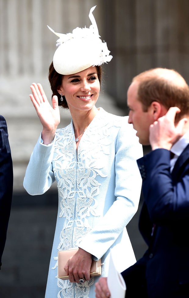 Duchess Kate in blue at Queen's 90th birthday service Duchess Kate in blue at Queen's 90th birthday service