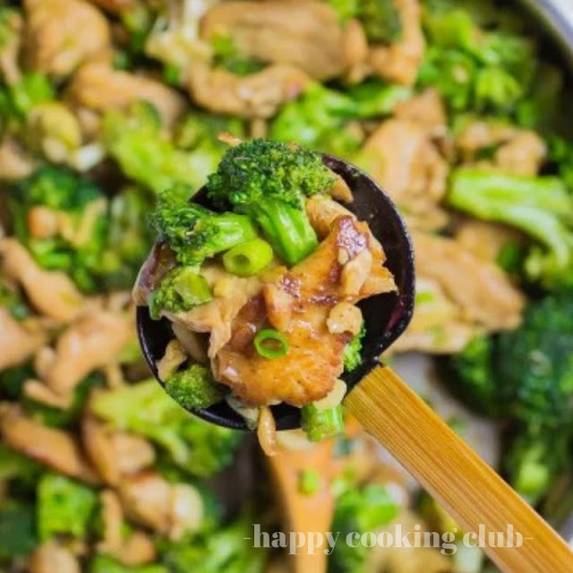 Paleo Chicken and Broccoli Stir-fry Paleo Chicken and Broccoli Stir-fry
