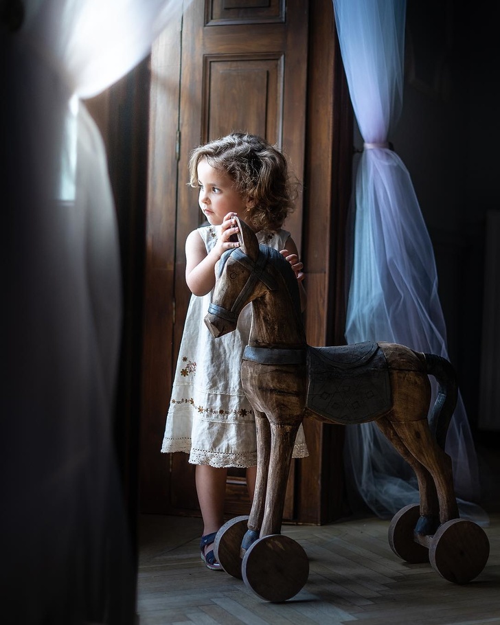A Photographer Transformed Her Children's Lives Into A Beautiful Fairytale