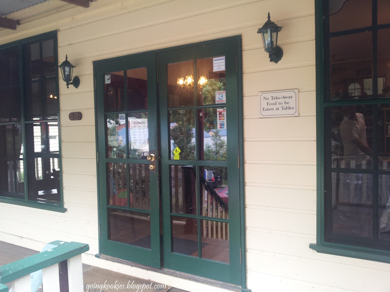  GOINGKOOKIES in MELBOURNE Finally, Pie in the Sky at Olinda