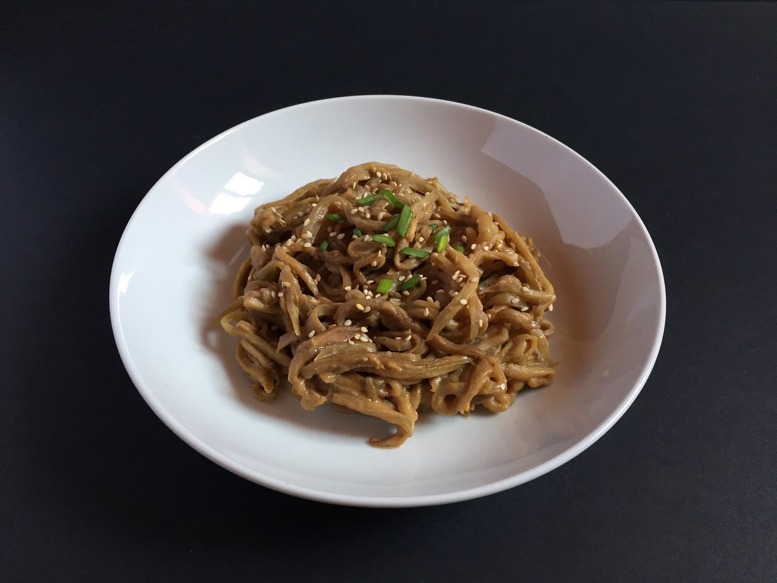Inglourious Bananas Eggplant Noodles with Peanut Sauce // Noodles di