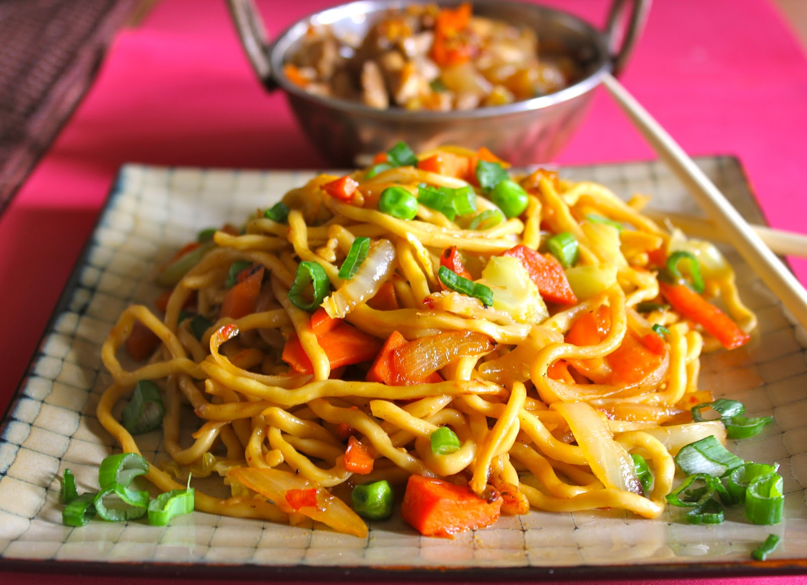 Yummmy Tummy Chilli Garlic Noodles Recipe
