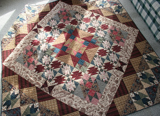 Patriot's Pride Quilt Designed by Sarah Maxwell & Dolores Smith of Homestead Hearth™, Custom Machine Quilting by Connie Gresham