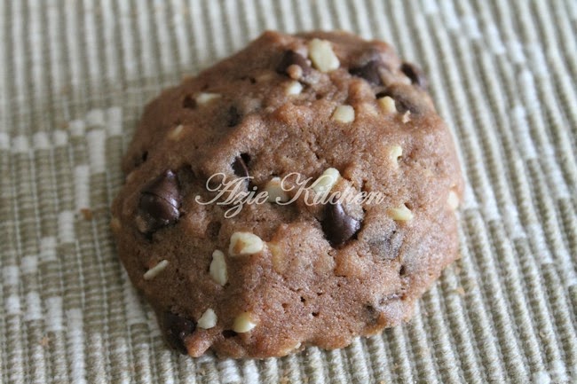 Biskut Famous Amos Yang Sangat Sedap