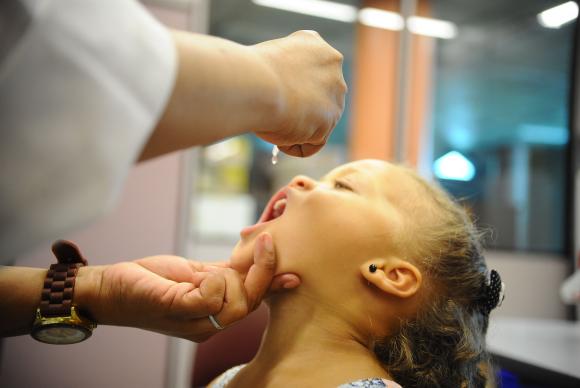 Vacinação contra paralisia infantil será em setembro