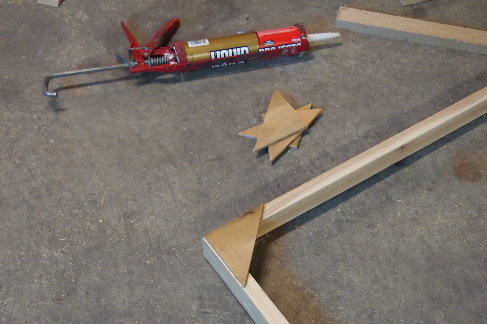 How to Build a Canvas Stretcher 41. Finish attaching supports.