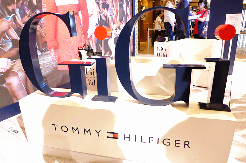 tommy hilfiger vr mall