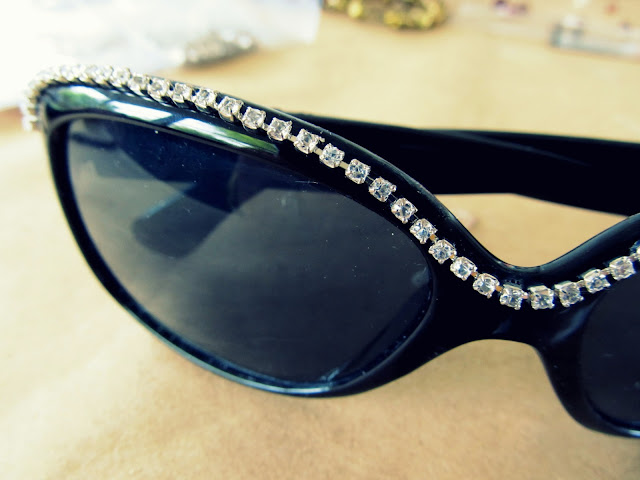 WobiSobi: Rhinestone Sunglasses, DIY